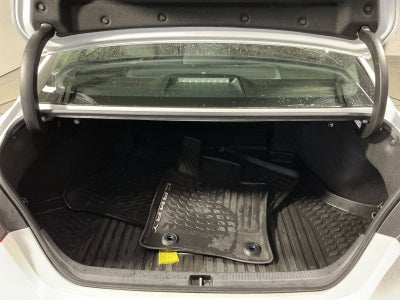 2020 Toyota Camry Hybrid XLE