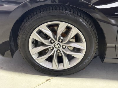 2022 Toyota Avalon XLE