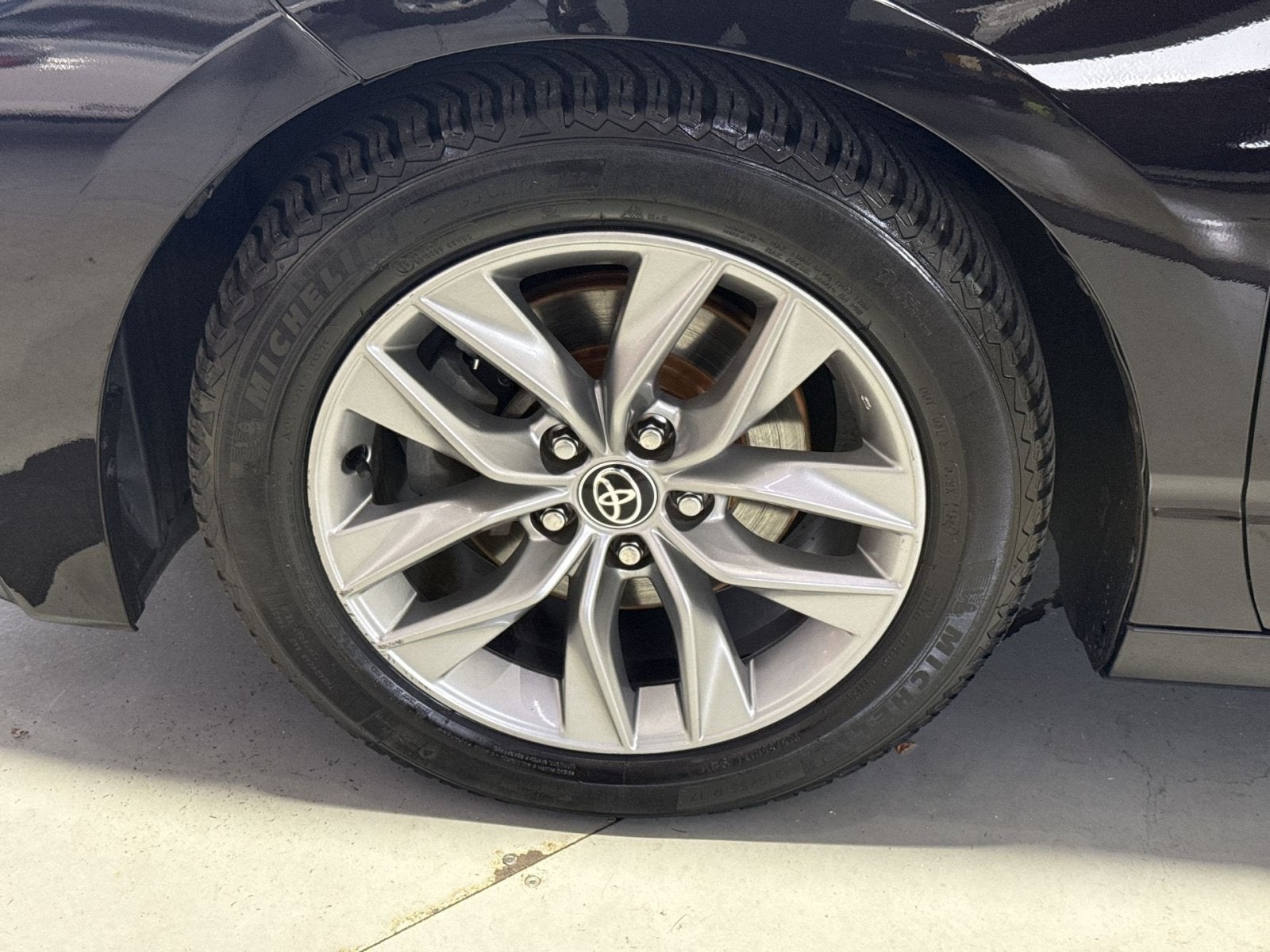 2022 Toyota Avalon XLE