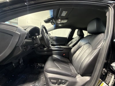 2022 Toyota Avalon XLE