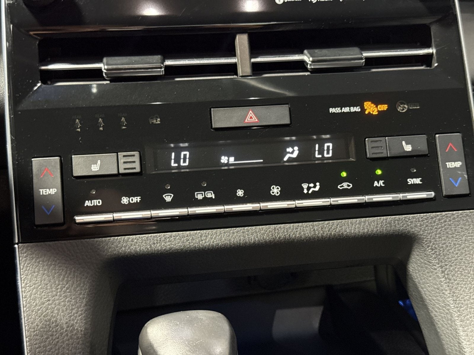 2022 Toyota Avalon XLE