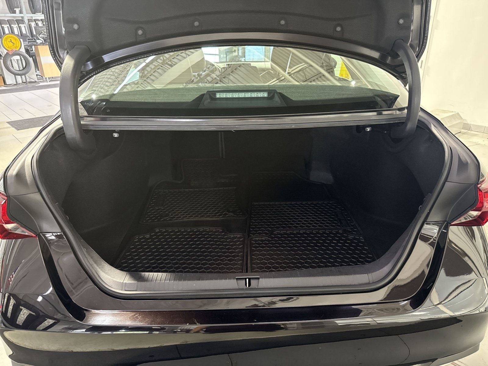 2022 Toyota Avalon XLE