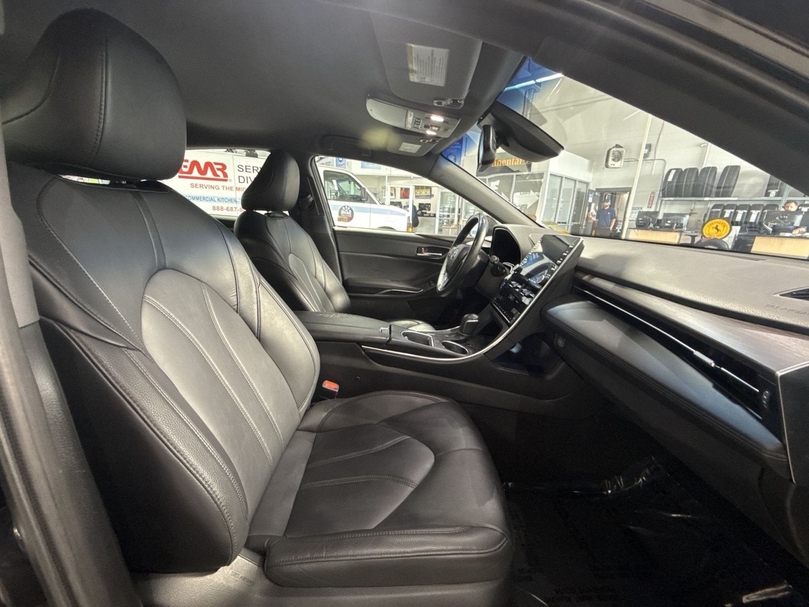 2022 Toyota Avalon XLE