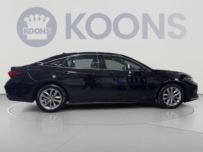 2022 Toyota Avalon XLE
