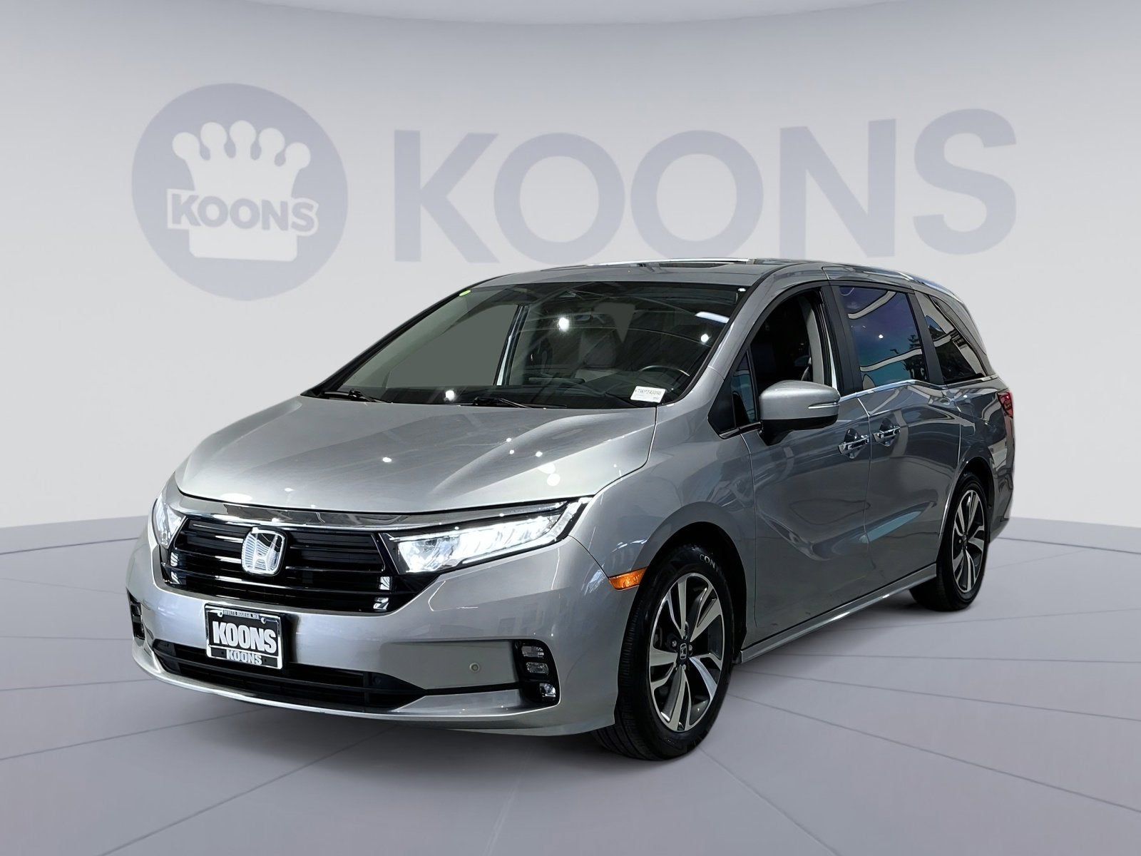 2024 Honda Odyssey Touring's photo