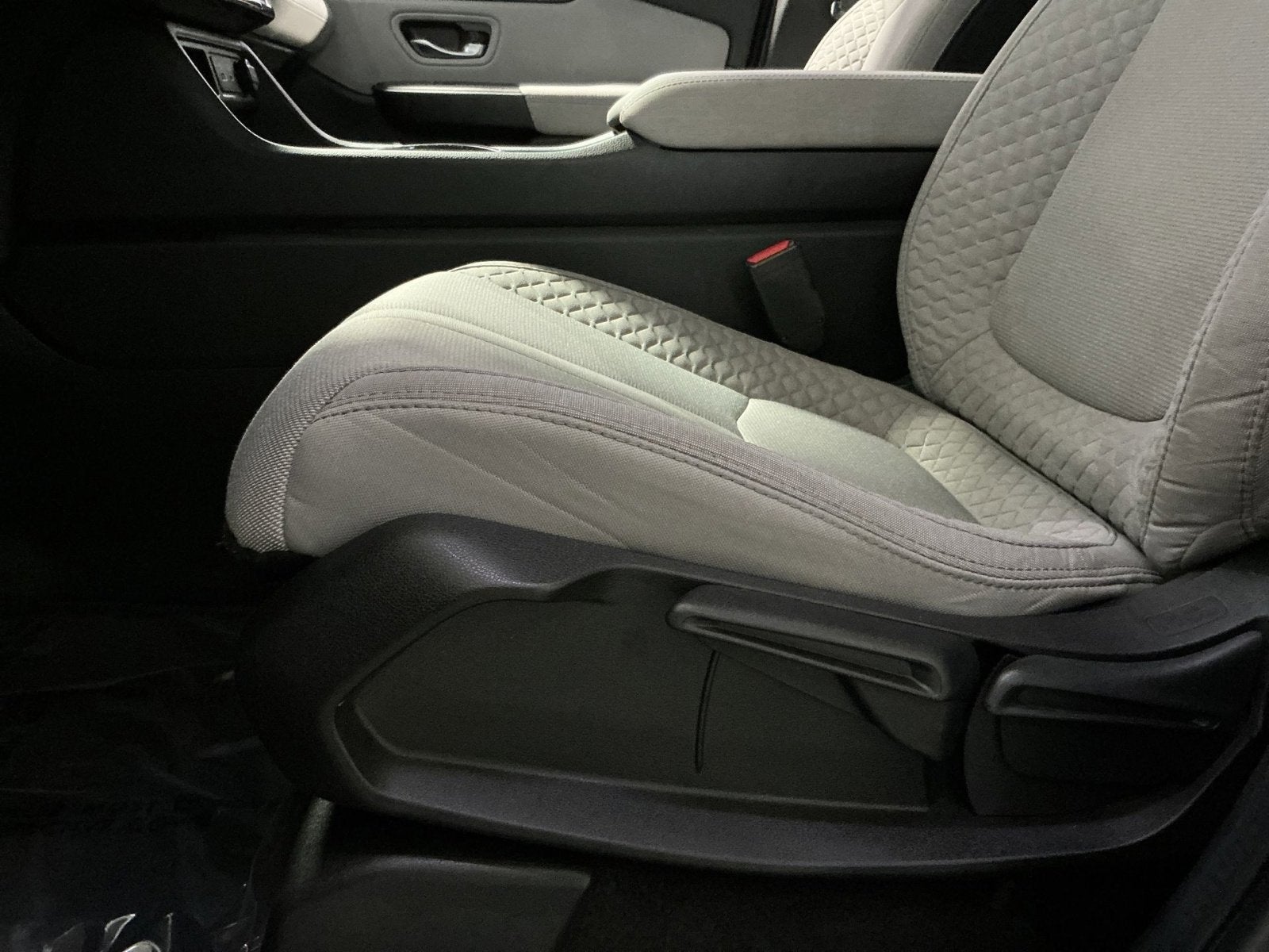 2023 Honda Pilot LX
