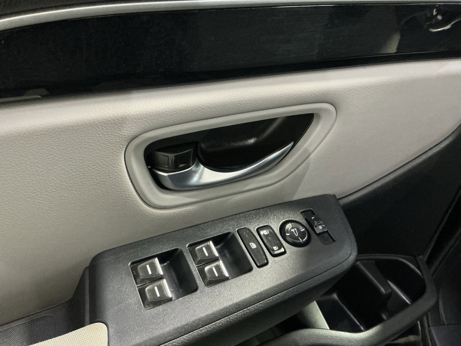 2023 Honda Pilot LX