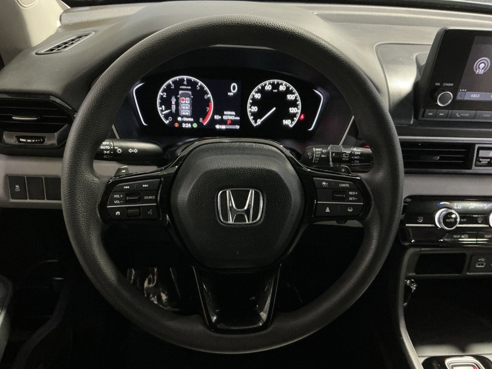 2023 Honda Pilot LX