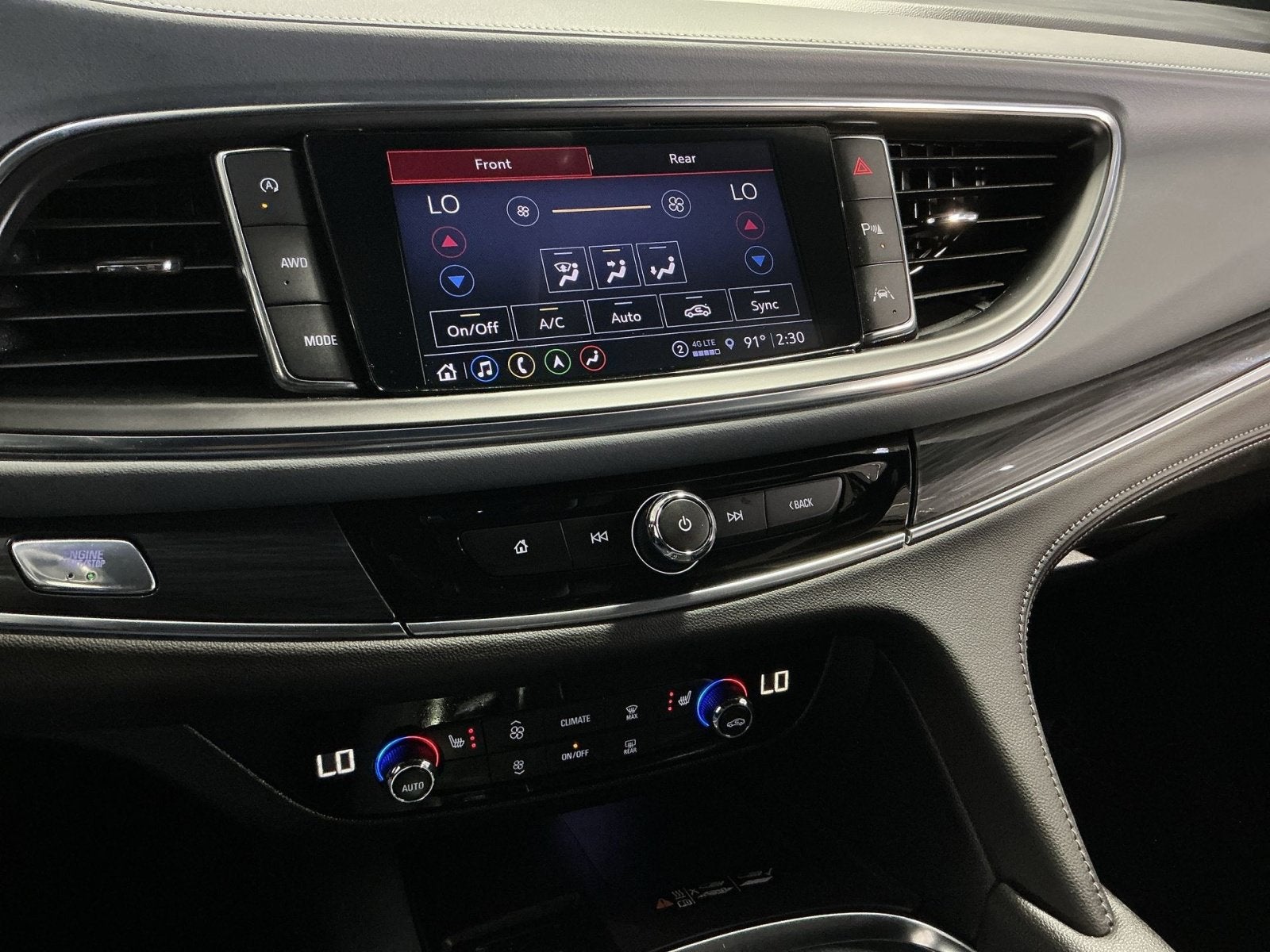 2024 Buick Enclave Essence