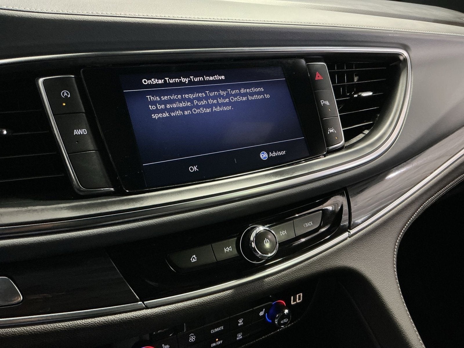 2023 Buick Enclave Essence