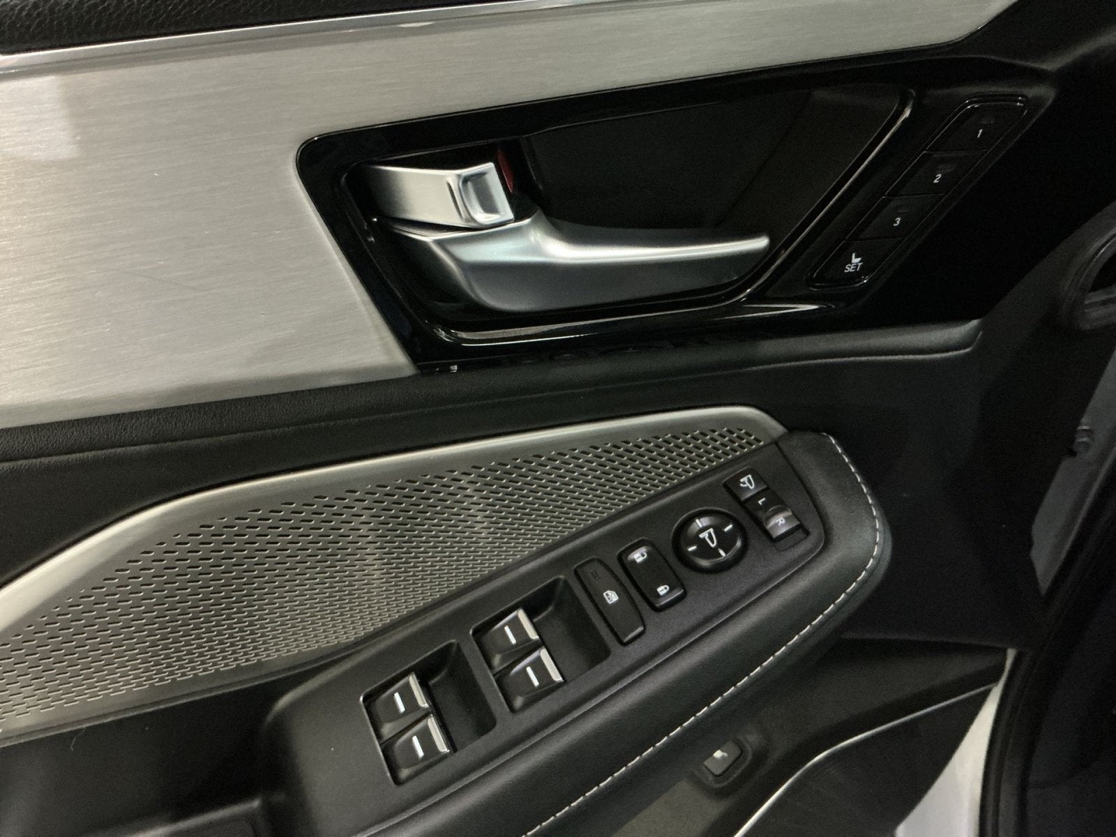 2023 Acura MDX w/Technology Package