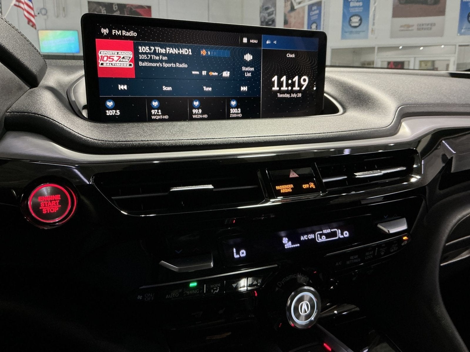 2023 Acura MDX w/Technology Package