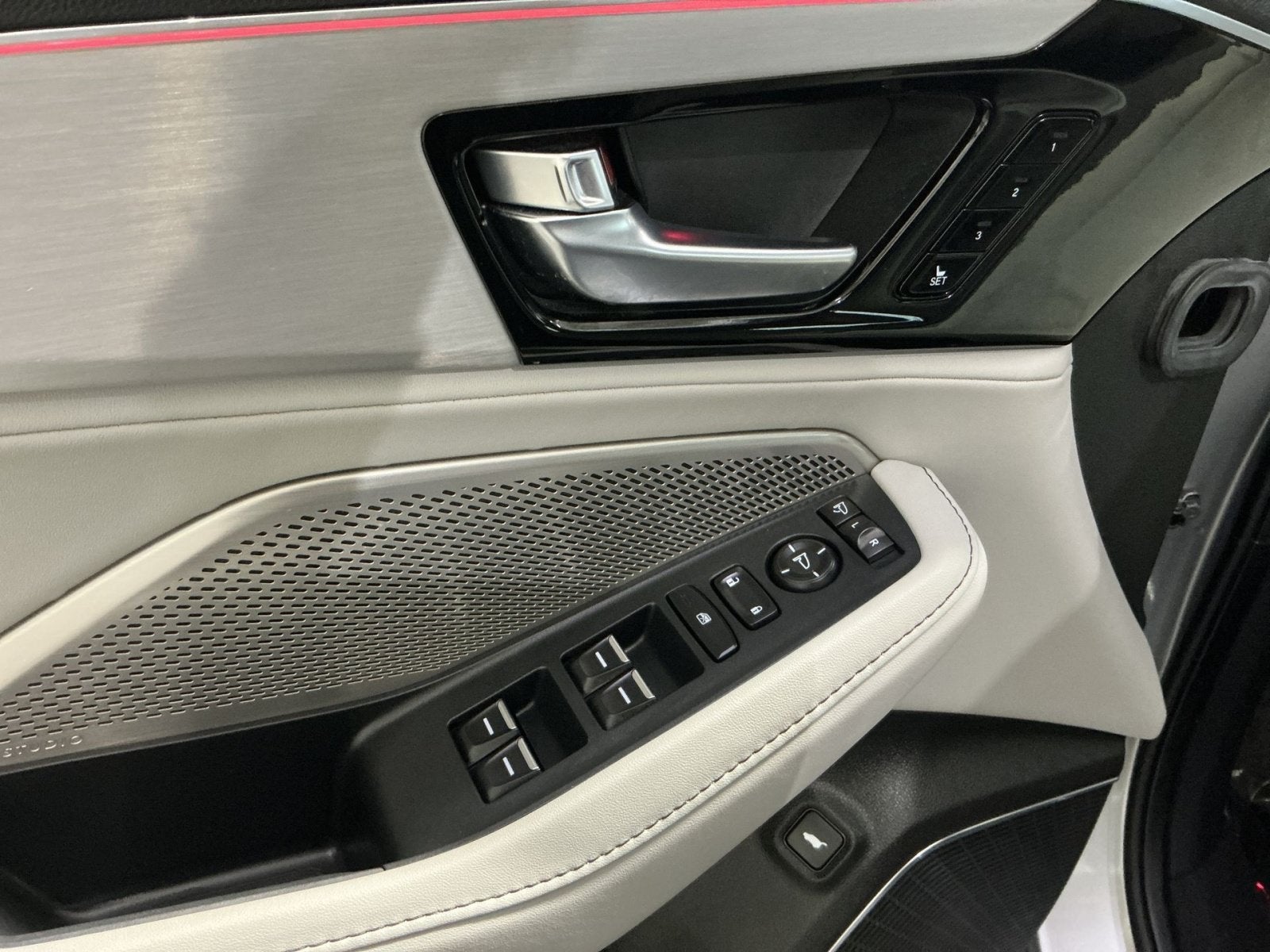 2024 Acura MDX w/Technology Package