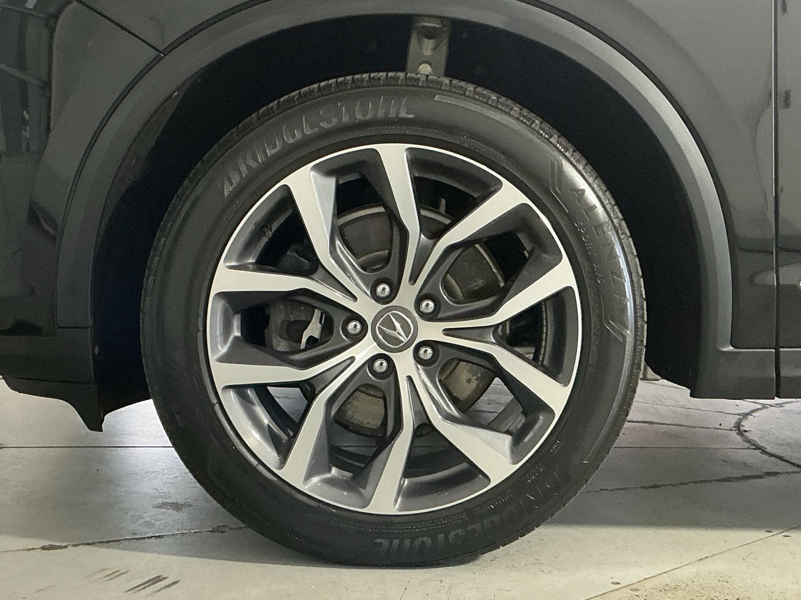 2023 Acura MDX w/Technology Package