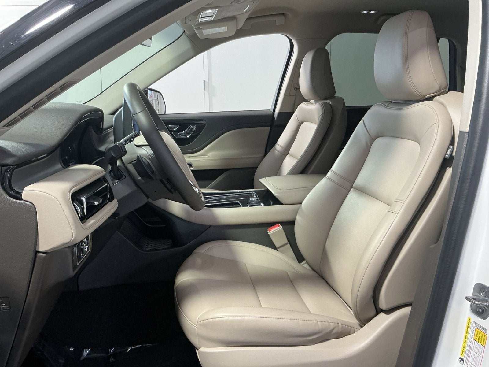 2023 Lincoln Aviator Standard