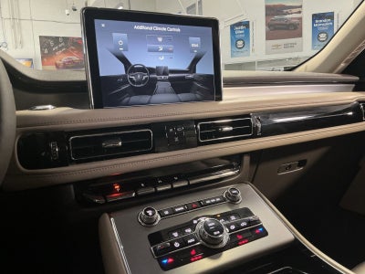 2023 Lincoln Aviator Standard