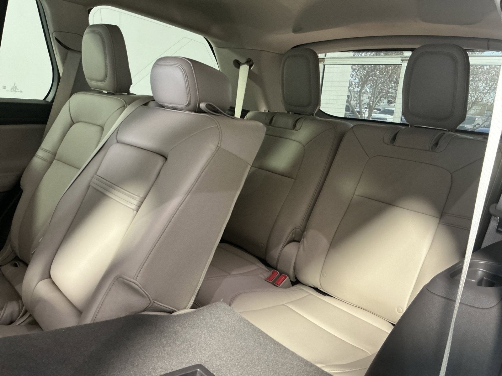 2023 Lincoln Aviator Standard