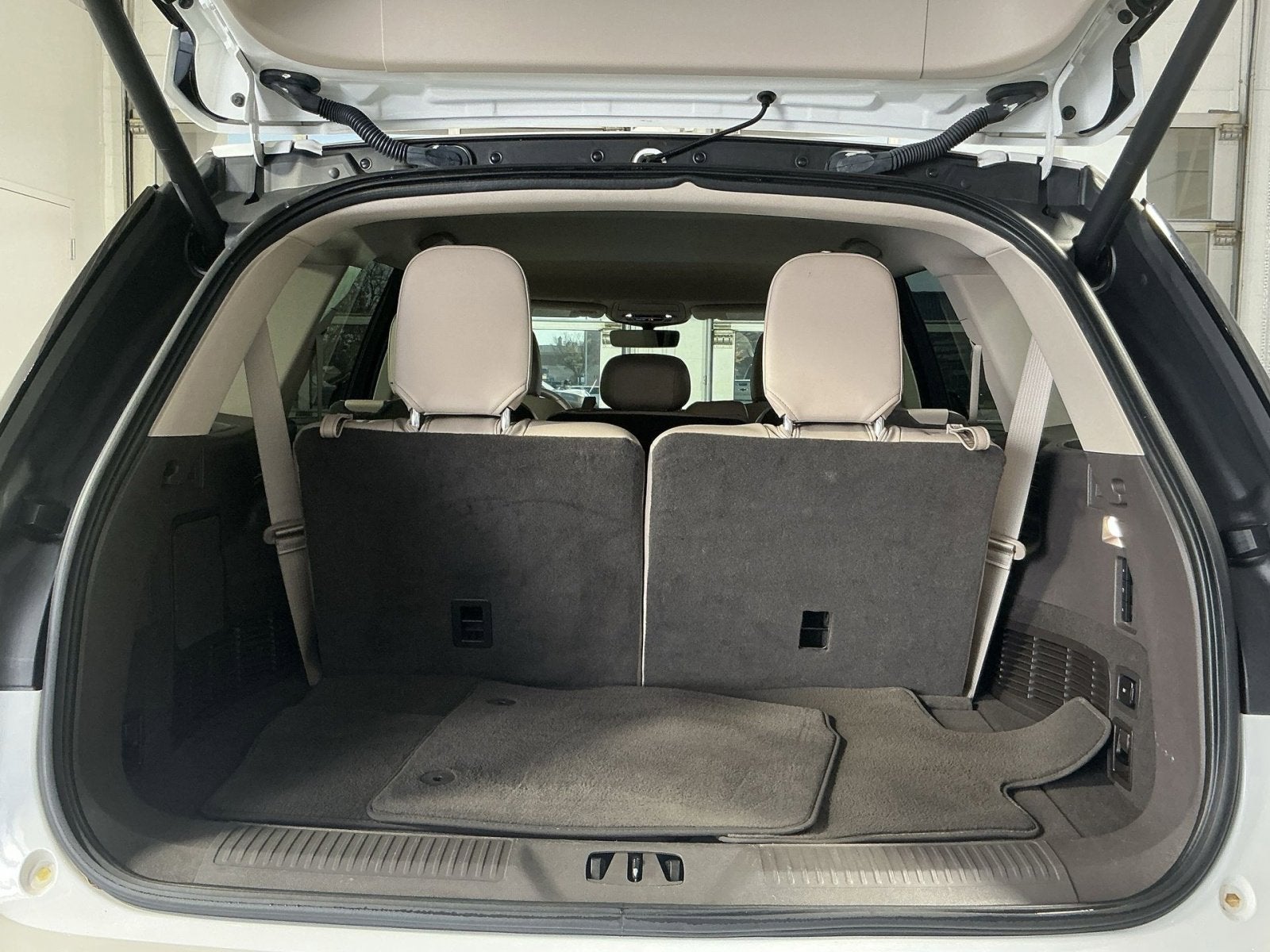 2023 Lincoln Aviator Standard