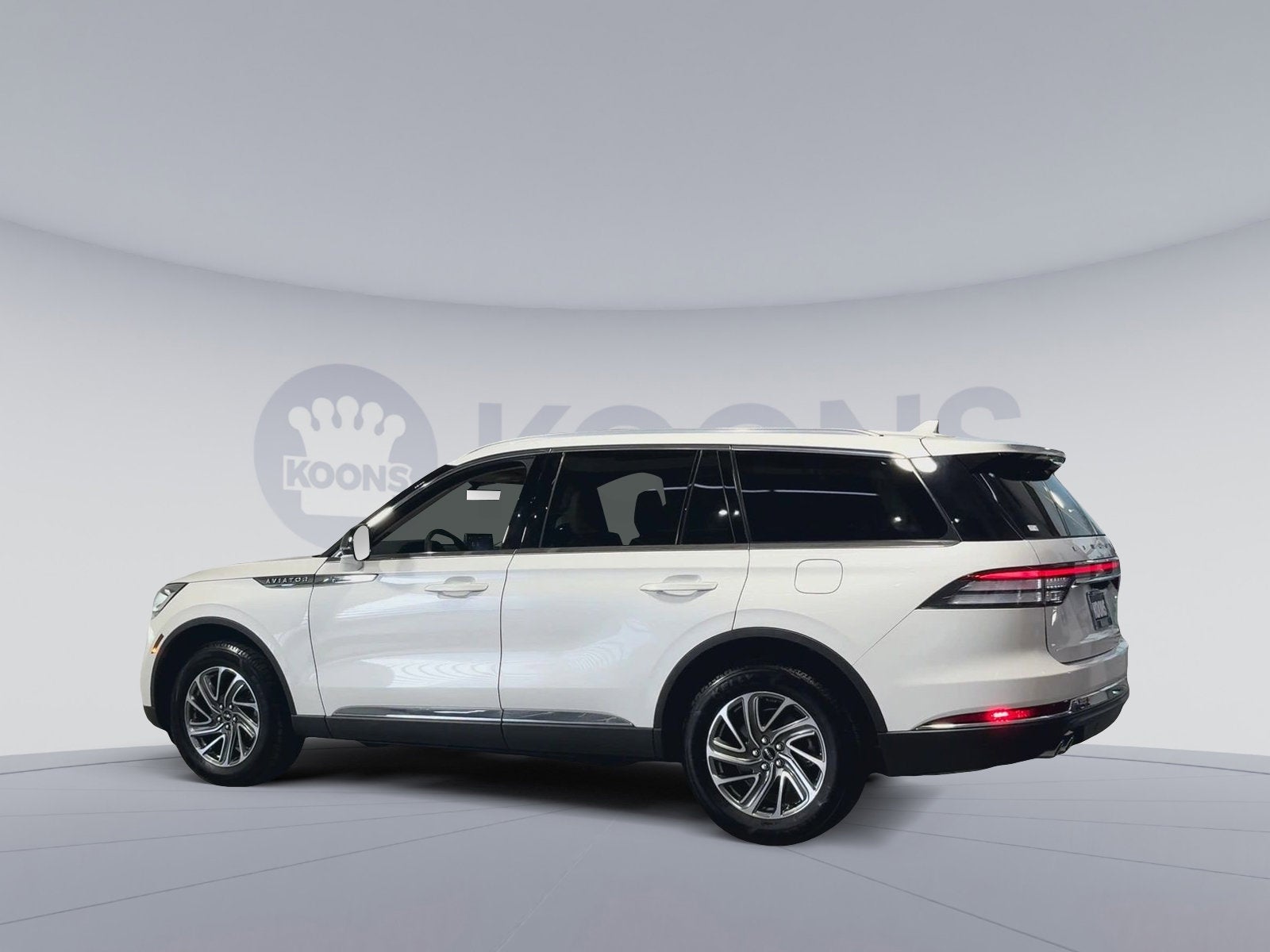 2023 Lincoln Aviator Standard