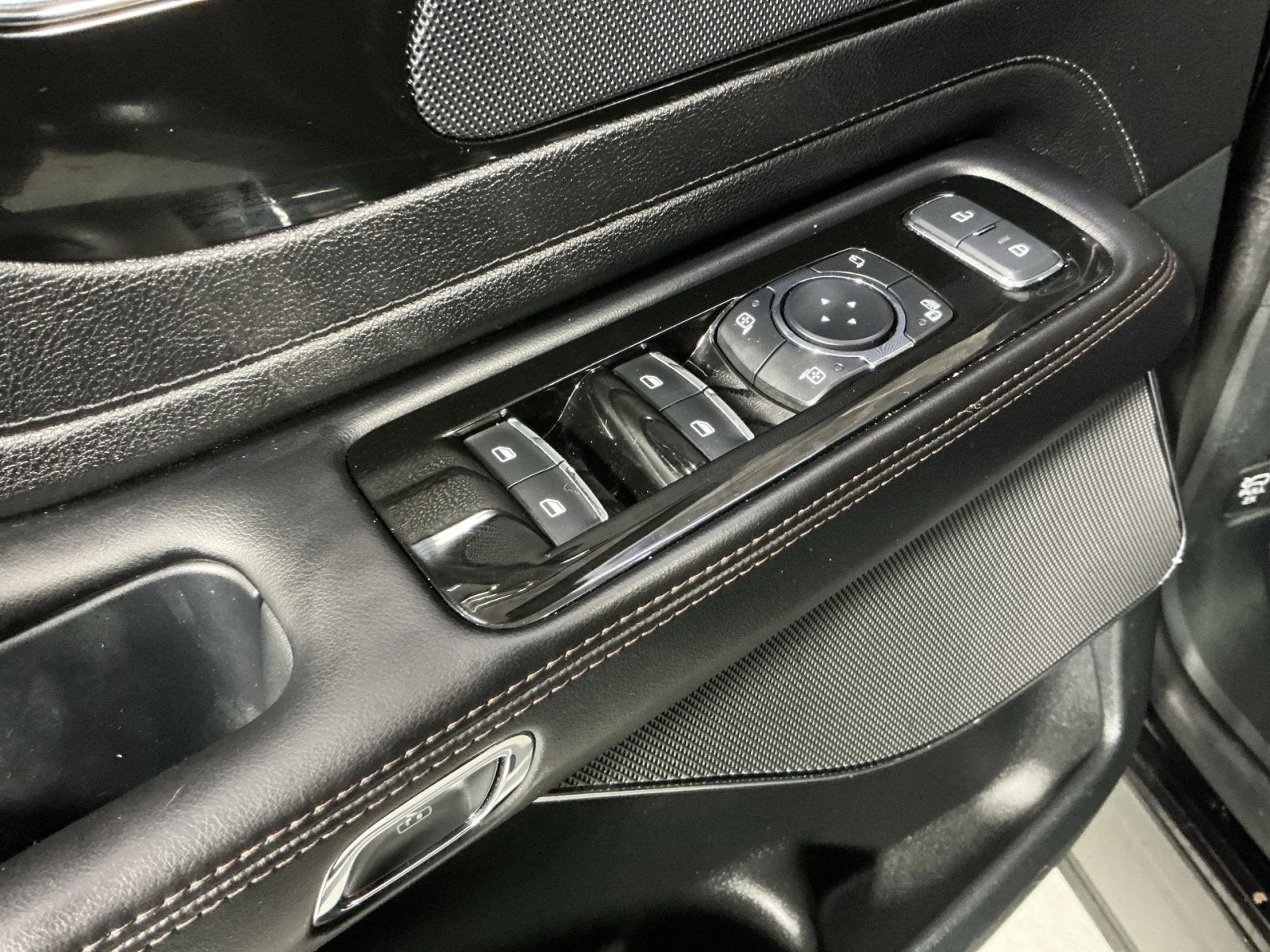 2024 Lincoln Aviator Premiere