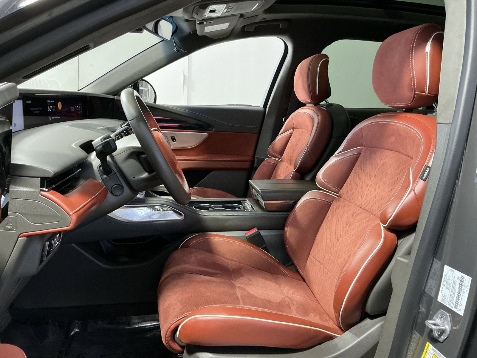 2024 Lincoln Nautilus Black Label