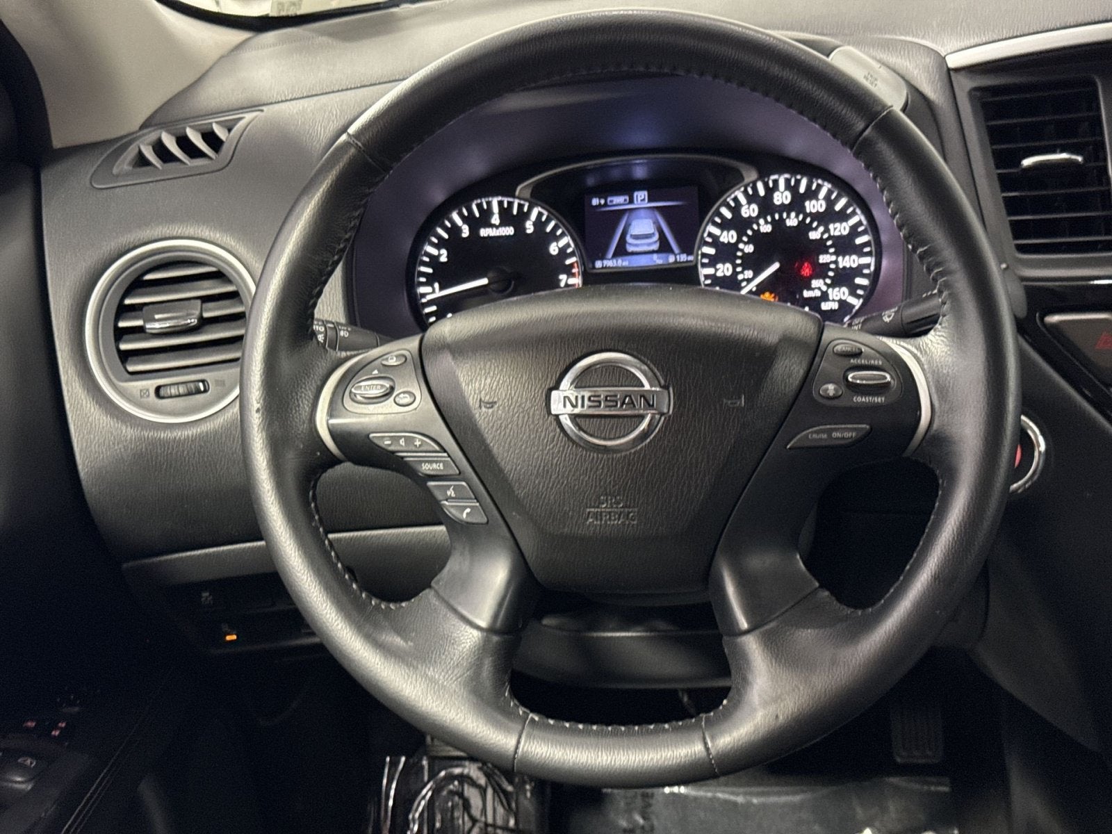 2019 Nissan Pathfinder SV