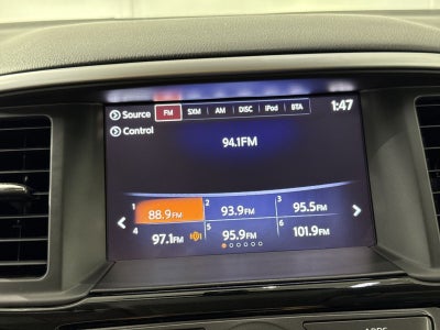 2019 Nissan Pathfinder SV