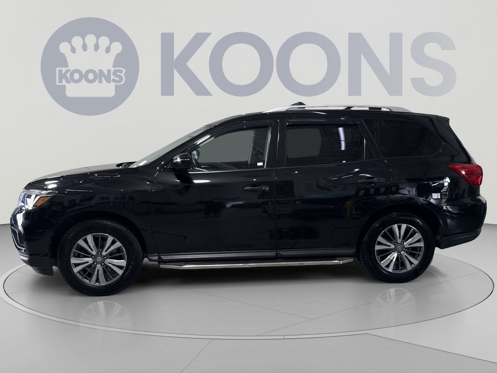 2019 Nissan Pathfinder SV