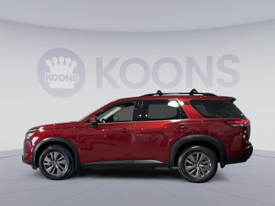 2023 Nissan Pathfinder SV