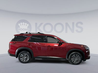 2023 Nissan Pathfinder SV