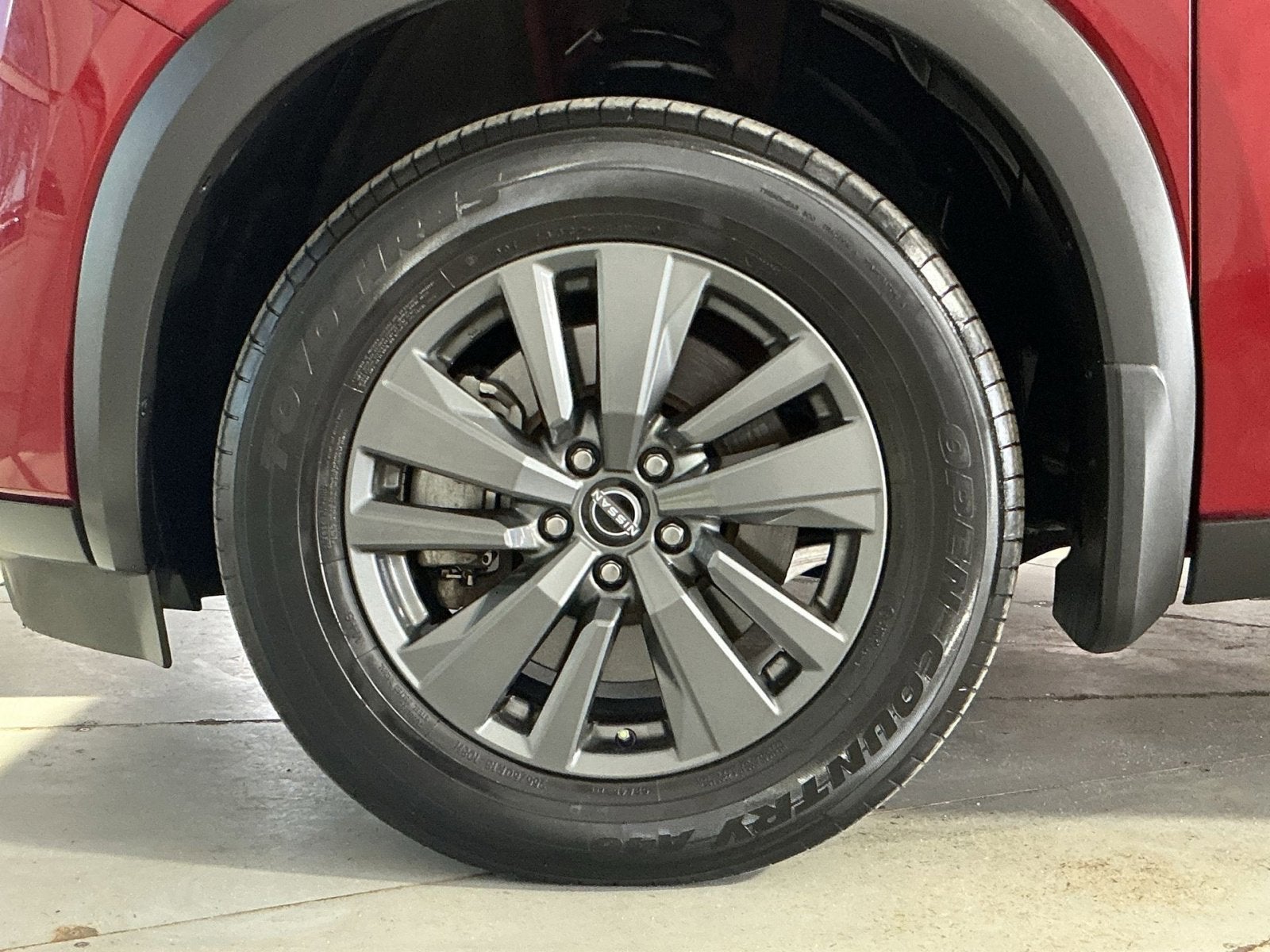 2023 Nissan Pathfinder SV