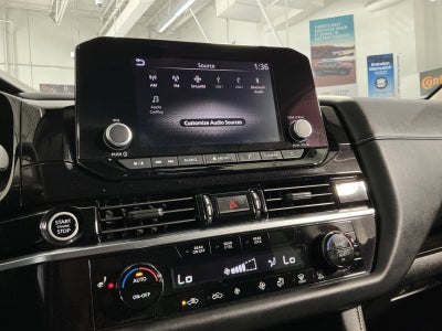 2023 Nissan Pathfinder SV