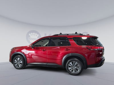 2023 Nissan Pathfinder SV