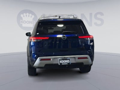 2024 Nissan Pathfinder Platinum