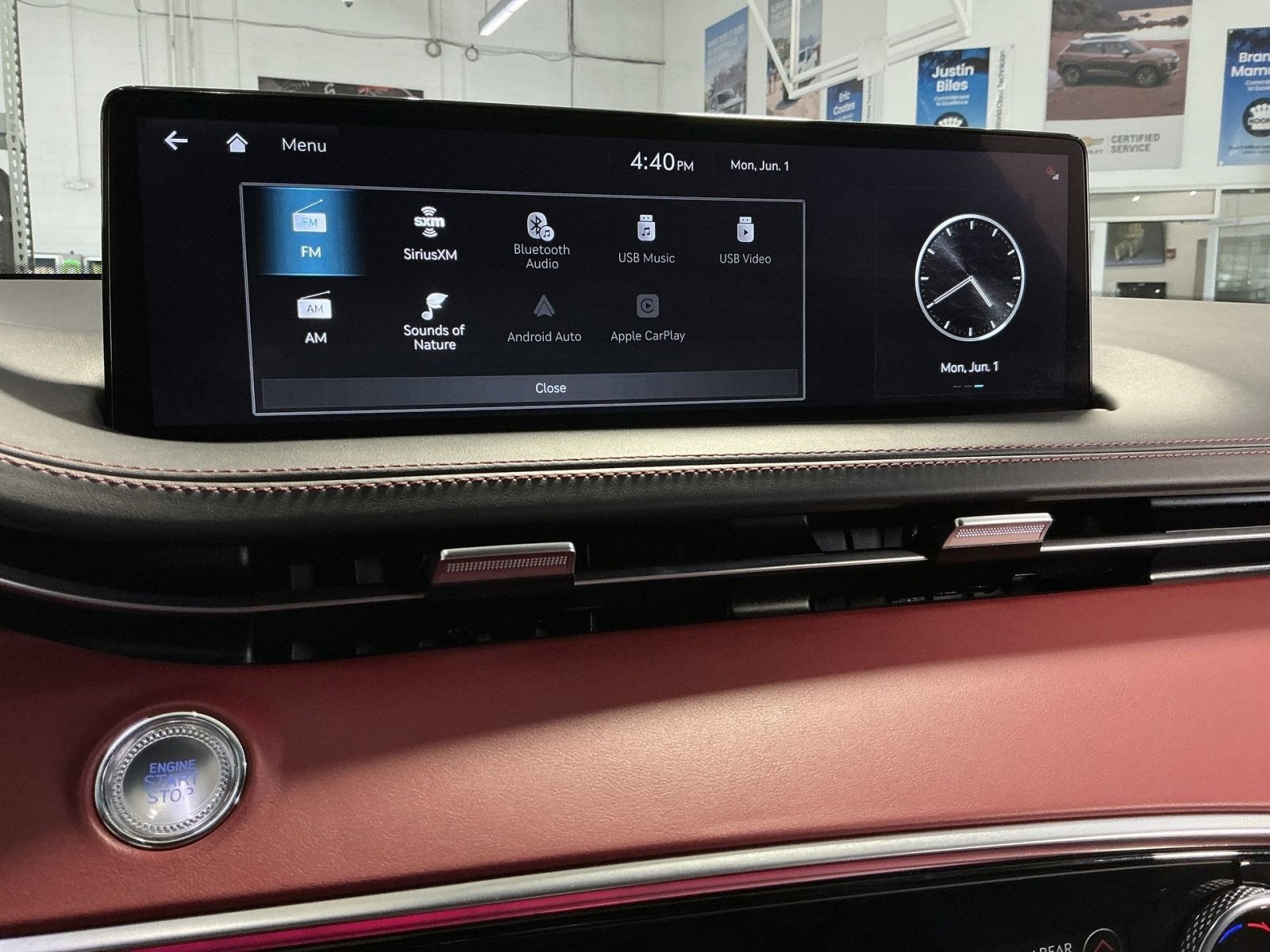 2024 Genesis GV70 2.5T
