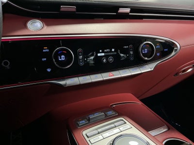 2024 Genesis GV70 2.5T