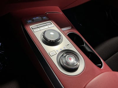 2024 Genesis GV70 2.5T