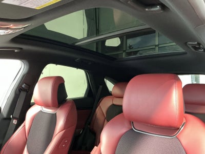 2024 Genesis GV70 2.5T