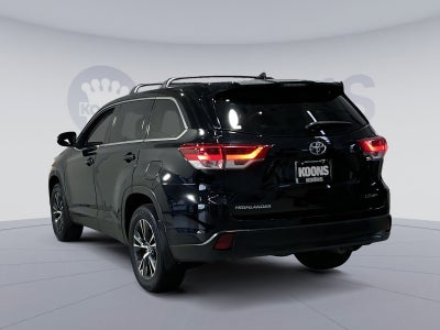 2019 Toyota Highlander LE