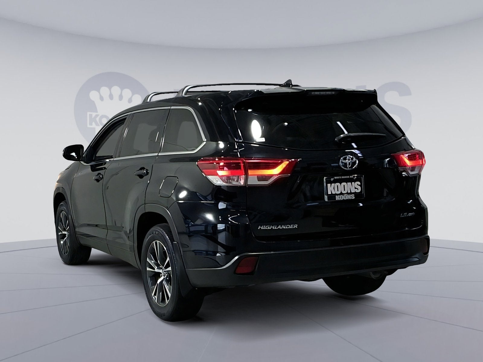 2019 Toyota Highlander LE