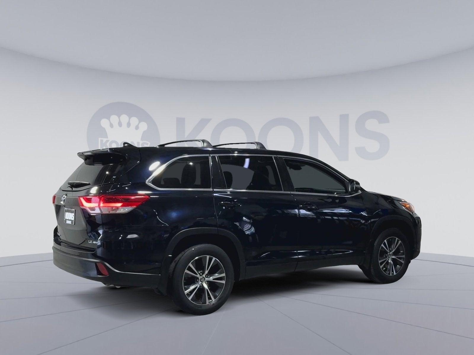 2019 Toyota Highlander LE