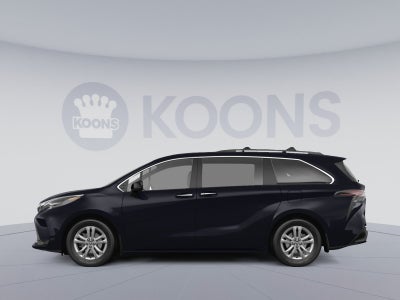2024 Toyota Sienna XSE