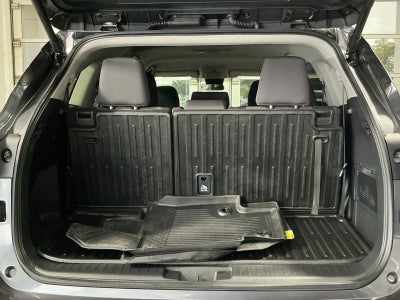 2025 Toyota Highlander LE