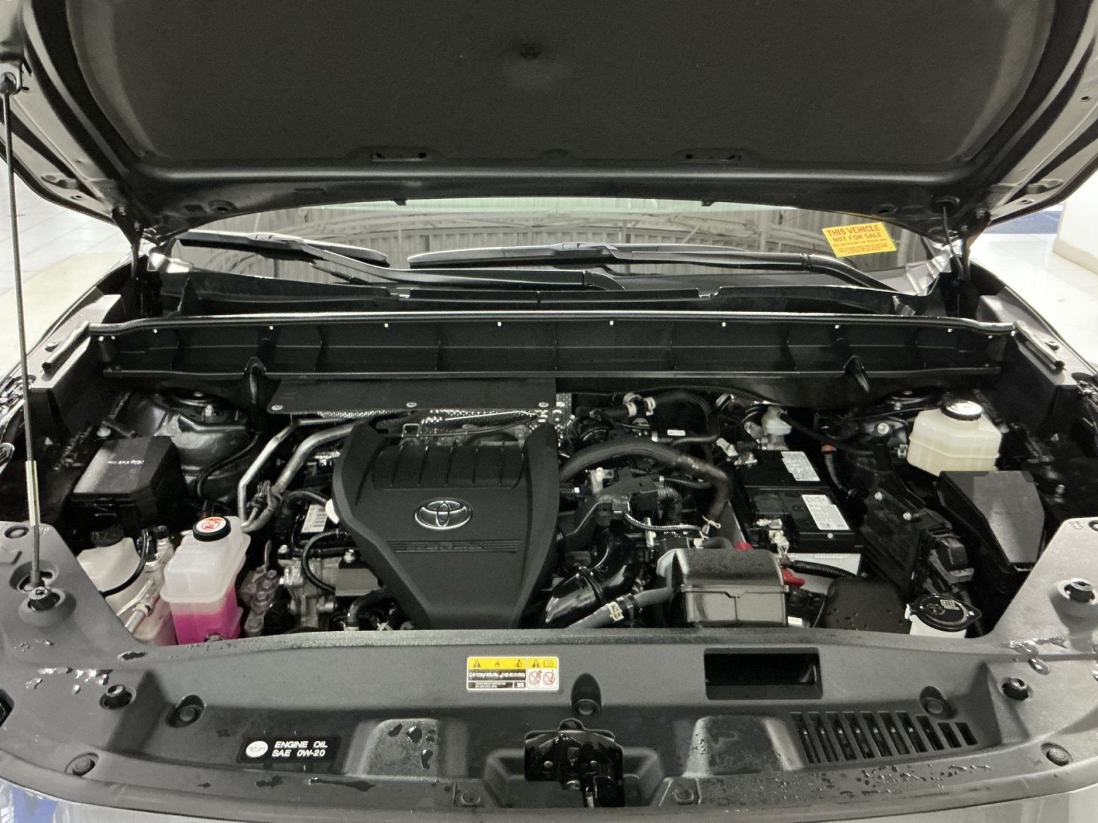 2025 Toyota Highlander LE