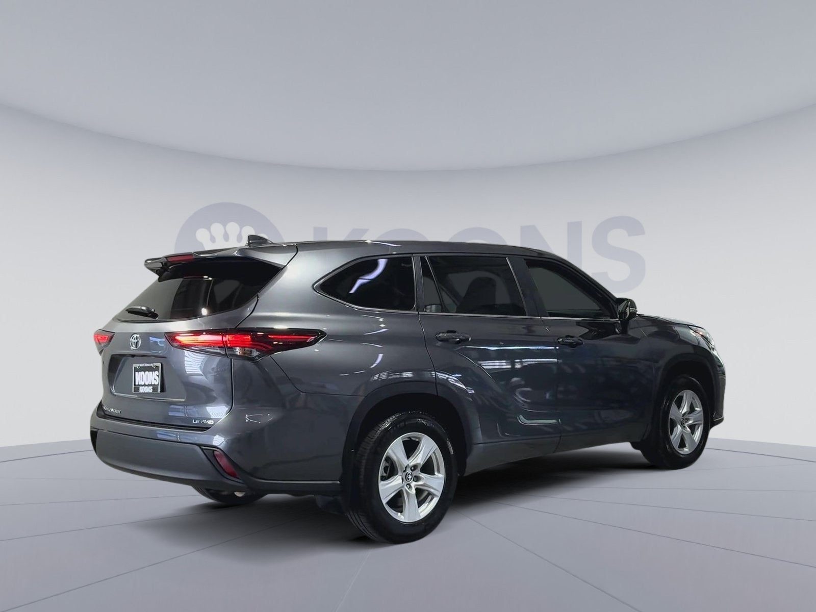 2025 Toyota Highlander LE
