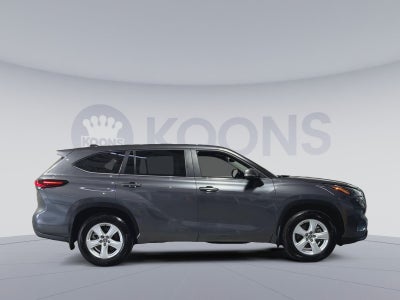 2025 Toyota Highlander LE