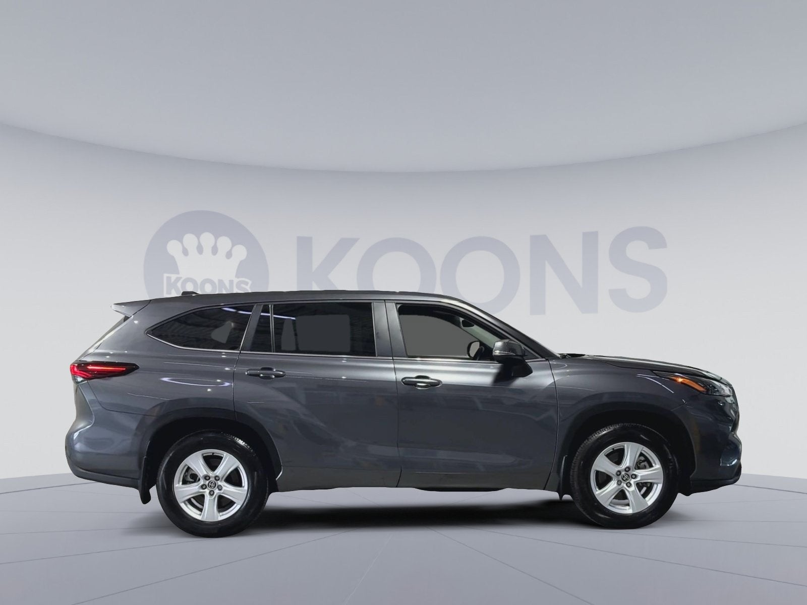 2025 Toyota Highlander LE