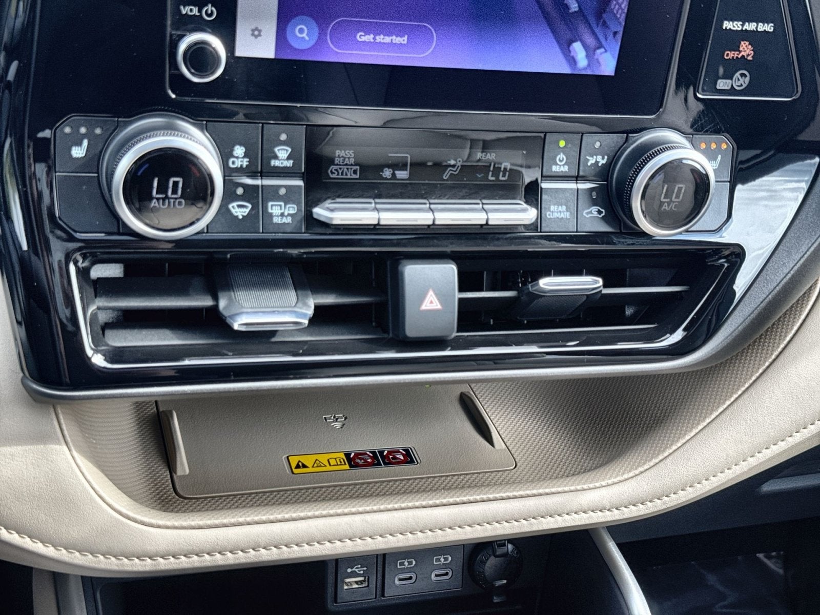 2025 Toyota Highlander LE