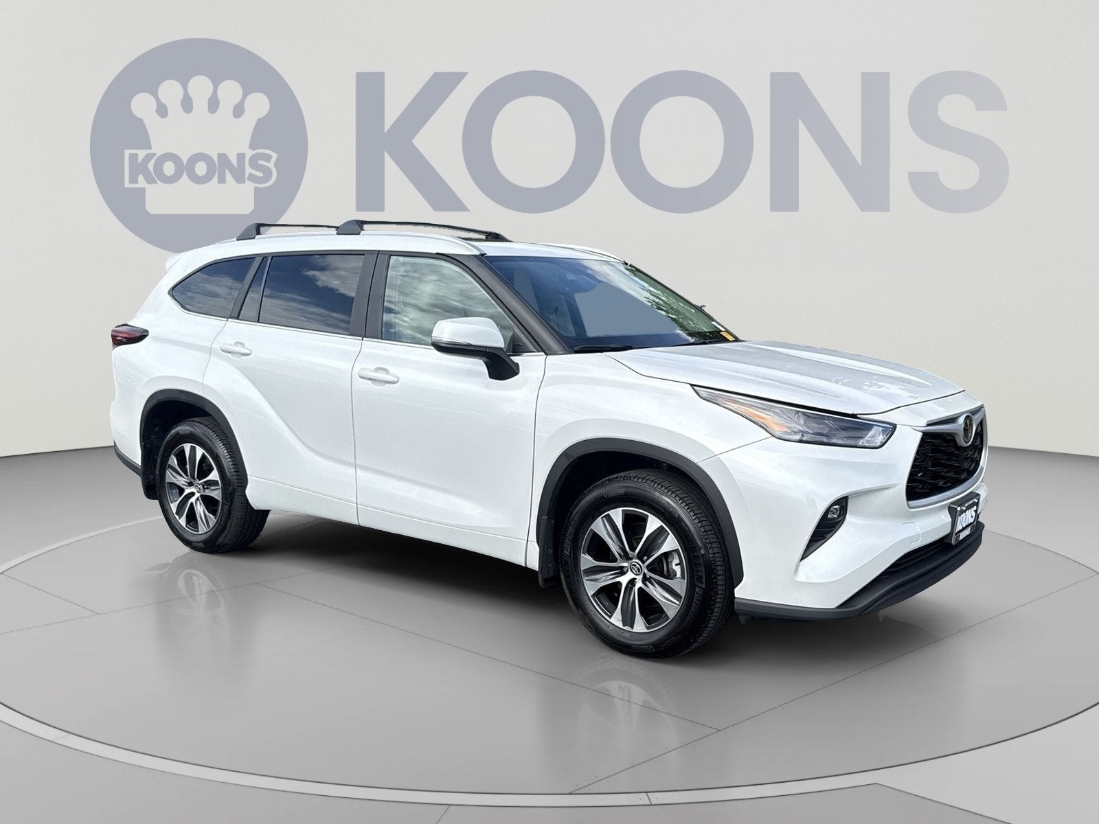2025 Toyota Highlander LE