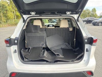 2025 Toyota Highlander LE